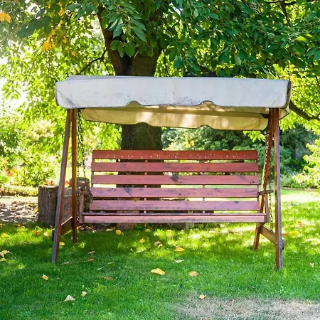 Apartment Tradicni Cesky Dum S Loznicemi V Podkrovi *
